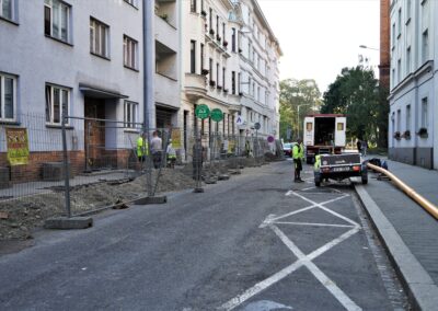 Celková oprava vozovky včetně sanace podkladu na ul. Husova